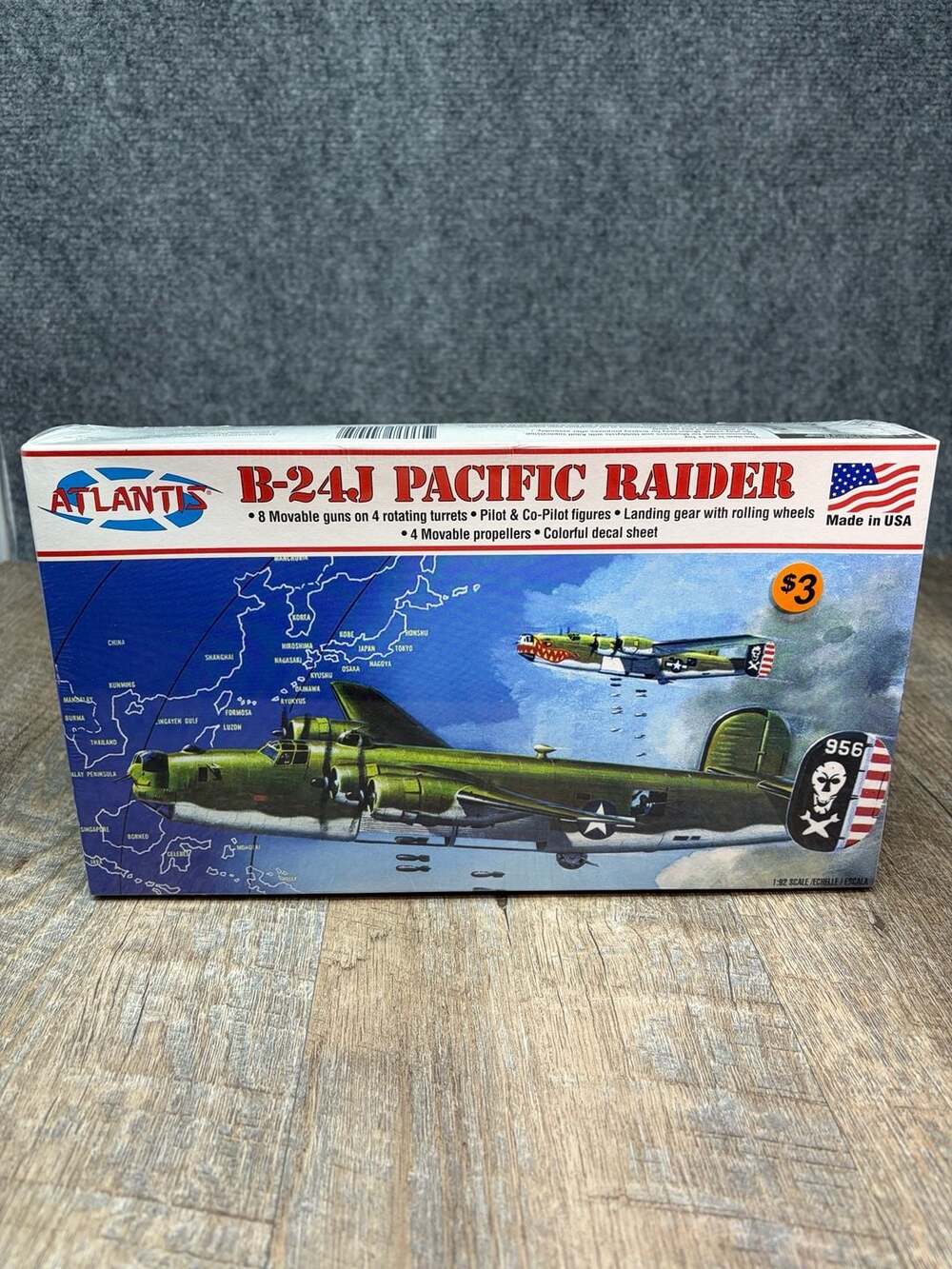 Atlantis 1:92 B-24J Liberator Pacific Raider Model Kit  New & Sealed made in USA
